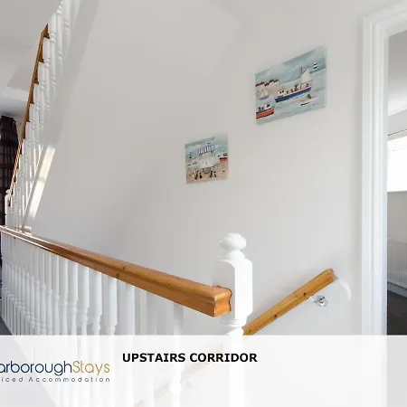 Candler - 3 Bedroom Townhouse With Parking - Patio Area & Seating בית נופש סקארבורו