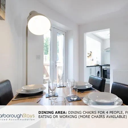 Tatil Evi Candler - 3 Bedroom Townhouse With Parking - Patio Area & Seating *