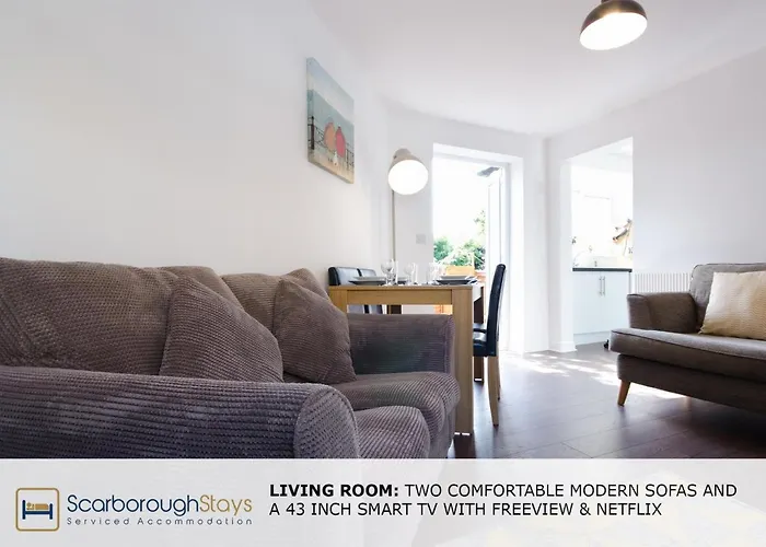 Candler - 3 Bedroom Townhouse With Parking - Patio Area & Seating Semesterbostad